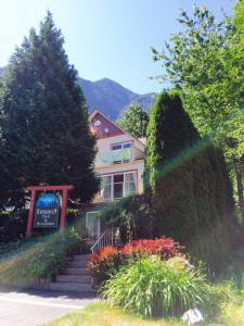 Nespecifikovaný výhled na hory nebo výhled na hory při pohledu z bed and breakfast