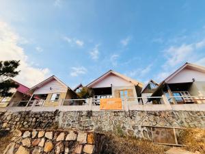 Το κτήριο όπου στεγάζεται  το δωμάτιο σε οικογενειακή κατοικία