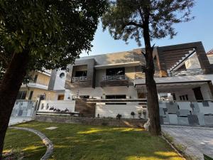 Το κτήριο όπου στεγάζεται  ο ξενώνας