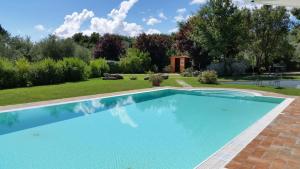 Bazén v ubytování I Sicomori - Seme di Carota - Glamping e appartamenti con piscina a Saturnia nebo v jeho okolí