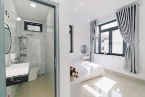 Koupelna v ubytování Diva Hotel + 30 fotografií