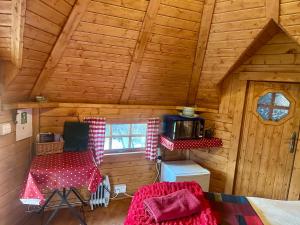 Atpūtas zona naktsmītnē The Nest Glamping Pod