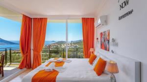 Postel nebo postele na pokoji v ubytování Kalkan 3 Bedroom Apartment - 7760 + 37 fotografií
