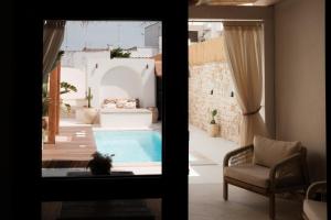 Bazén v ubytování Midi Pool Villa & SPA nebo v jeho okolí