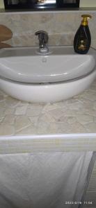 A bathroom at LA TANA DEL CINGHIALE