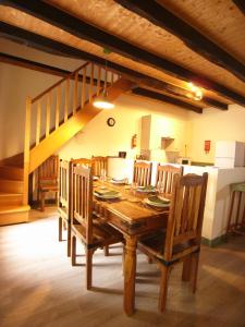 Posedenie v ubytovaní Gîte Cerise - Les Gîtes de la Lohuas + 36 fotografií
