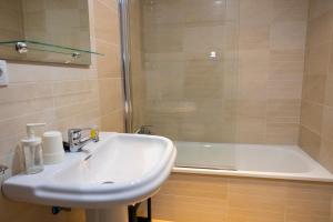 Fotografie z fotogalerie ubytování Apartagal-Apartamentos Espasante v destinaci Porto de Espasante