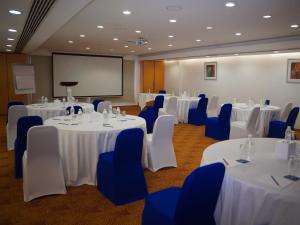 Konferenční prostory v ubytování Golden Tulip Muscat + 37 fotografií