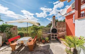 Vonkajšia záhrada v ubytovaní Holiday Home Musalez V