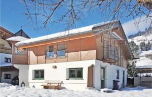 Das Gebäude in dem sich das Ferienhaus befindet