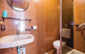 Barbat na RabuにあるCozy Apartment In Barbat With Wifiのギャラリーの写真