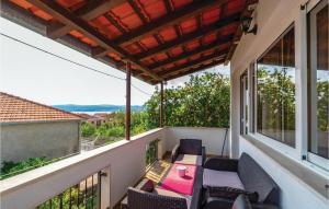 Balkón alebo terasa v ubytovaní 2 Bedroom Stunning Apartment In Orebic