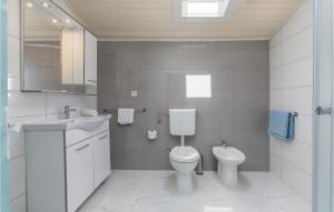Koupelna v ubytování Apartment Kunfin V