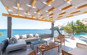 Φωτογραφία από το άλμπουμ του Awesome Home In Karbuni With Sauna σε Prizba
