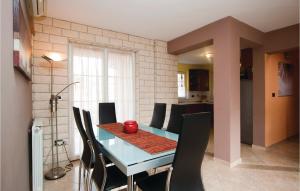 Χώρος καθιστικού στο Holiday Home Labin Vinez Ii