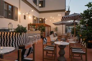 Restaurant o un lloc per menjar a Ruby Bea Hotel Florence