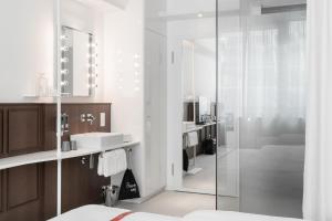 Koupelna v ubytování Ruby Lissi Hotel Vienna + 37 fotografií