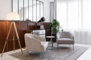 Ein Sitzbereich in der Unterkunft Ruby Mimi Hotel Zurich