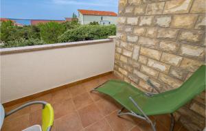 Balkón nebo terasa v ubytování Nice Apartment In Mandre With Wifi