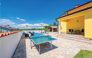 Bazén v ubytovaní Holiday Home Labin 43 With Outdoor Swimmingpool alebo v jeho blízkosti