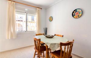 Fotografie z fotogalerie ubytování Gorgeous Home In Santa Pola With Wifi v destinaci Santa Pola