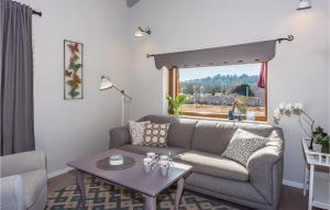 Posedenie v ubytovaní 4 Bedroom Nice Home In Vodice