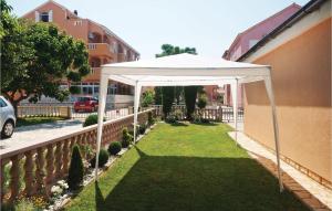 Galeriebild der Unterkunft Beautiful Apartment In Privlaka With Wifi in Privlaka