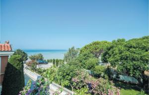 Galeriebild der Unterkunft Beautiful Apartment In Privlaka With Wifi in Privlaka