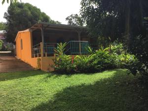 Zahrada ubytování Noukatchimbe Bungalow avec piscine partagée pour 2 à 4 personnes