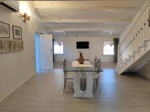 Afbeelding uit fotogalerij van MANTICA CATTANEO APPARTAMENT in Pordenone