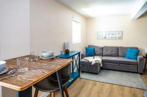 Istumisnurk majutusasutuses Coastal Bungalow