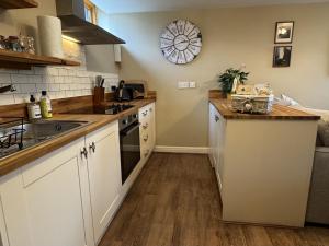 Köök või kööginurk majutusasutuses Daisys Place at Middle Farm and Cottages