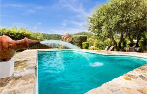 The swimming pool at or close to Cozy Home In Algatocin With Kitchenette Még 8 kép