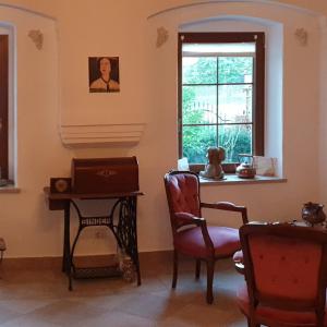 Zdjęcie z galerii obiektu Dworek Marmis - idealny dla rodzin w mieście Mirsk