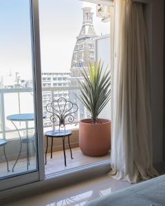 Ban công/sân hiên tại FreeDom Paseo de la Cisterna UF30