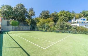an image of a tennis court at 1 Bedroom Stunning Home In Rapallo in Rapallo