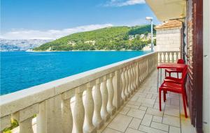 Φωτογραφία από το άλμπουμ του Holiday Home Pucisca Put Macela σε Pučišća +17 φωτογραφίες