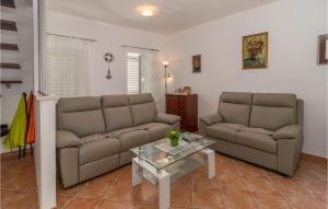 Posedenie v ubytovaní Pet Friendly Home In Novi Vinodolski