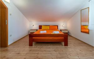 Posteľ alebo postele v izbe v ubytovaní Pet Friendly Home In Novi Vinodolski