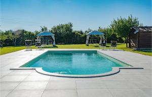 Bazén v ubytování Borgo San Lorenzo nebo v jeho okolí