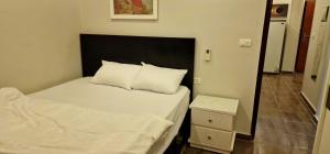 Postel nebo postele na pokoji v ubytování Sadam luxury Guest House