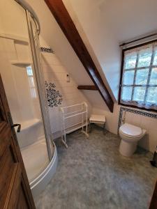 Bilik mandi di Authentique Maison Normande de village +47 gambar