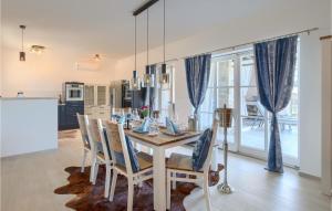 Φωτογραφία από το άλμπουμ του Beautiful Home In Maruzini With Sauna σε Maružini