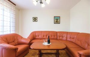 Posedenie v ubytovaní Nice Apartment In Veprinac With Wifi