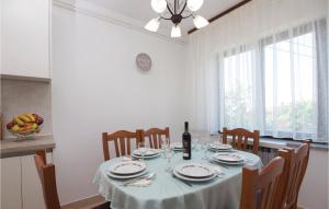 Fotografia z galérie ubytovania Nice Apartment In Veprinac With Wifi v destinácii Veprinac