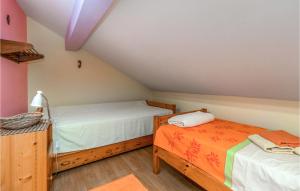 Posteľ alebo postele v izbe v ubytovaní Lovely Home In Crikvenica With Wifi