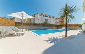 Bazén v ubytovaní Apartment Biograd 2 Floor alebo v jeho blízkosti + 20 fotografií