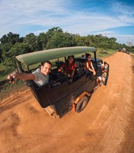 Gestir sem dvelja á Lake Front Yala Safari
