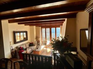 Posezení v ubytování Casa Baqueira Beret en Pleta de Nheu Cota 1700