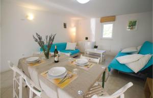 Posezení v ubytování Holiday Home Santalezi Croatia